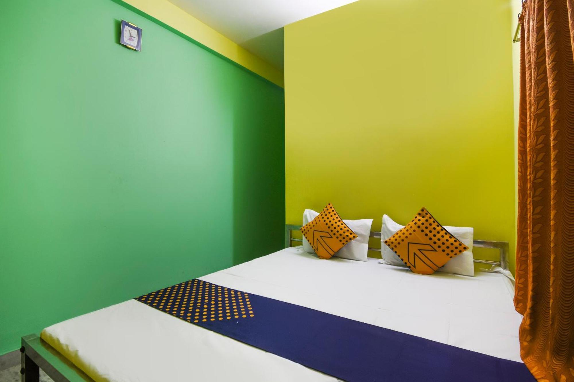 Spot On Hotel O Maa Rakhakali Bhawan Garden Reach المظهر الخارجي الصورة